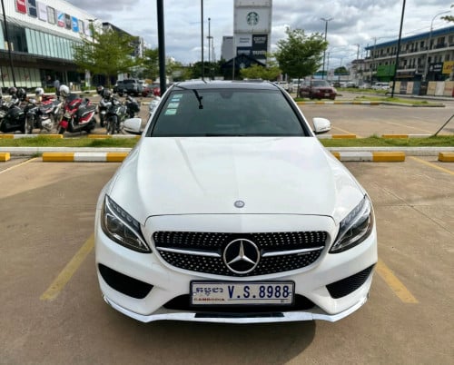 Mercedes Benz c300 2015 AMG Auto check 72ពិន្ទុ​ សំបកនៅថ្មី4គ្រាប់