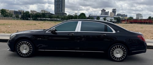 Mercedes Benz maybach S400
