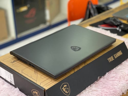 Katana 17HX B14WGK i7-14650HX 16G M2 1TB RTX5070 8GB 17.3" 2.5K 240Hz New=1499$