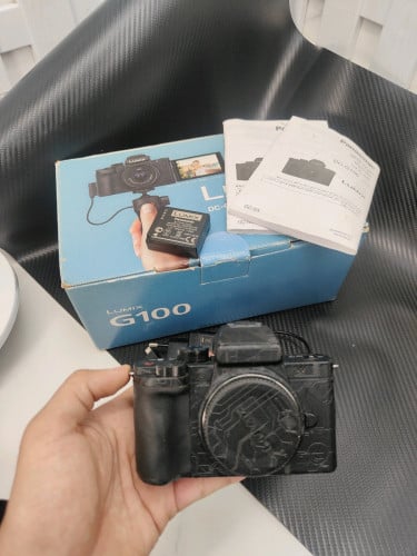 Only body Lumix G100 លក់កាប់សាច់បាន បញ្ហាSensor ក្រៅពីនិងប្រើបានធម្មតា រកSensorដូរអតទាន់់បាន