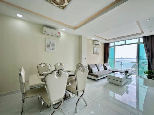 Riverside View | 2-Bedroom Luxury Apartment for Rent in Phnom Penh✨