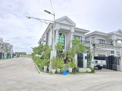 ផ្ទះលក់រឺជួល