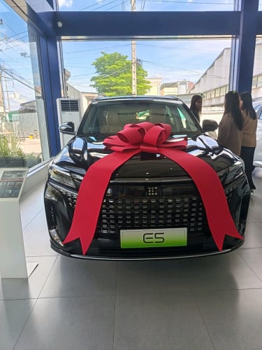 ឡានទិញខ្លាញ់គោ​ 7កៅអី​ អគ្គិសនី​+សាំង​(DFSK​ E5 plus)