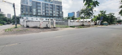 ដីកែងធំសម្រាប់ជួល នៅទូលគោក