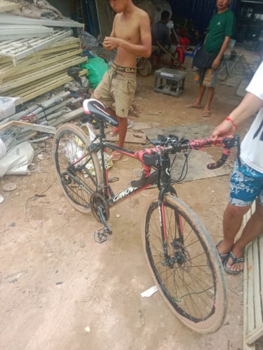 កង់ផ្ទាល់ខ្លួន របស់ជប៉ុនលក់ធូរប្រញាប់លុយ 120$ ចរចារ