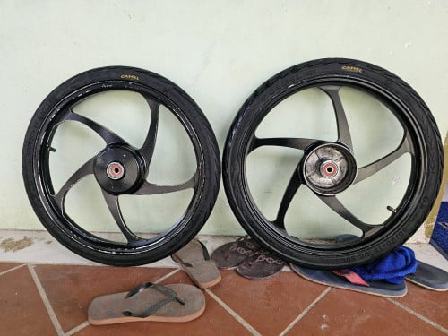 កាំបន្ទះ មួយតឹក 70%