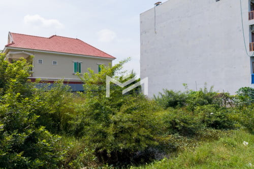 ដីសម្រាប់លក់ជិតផ្សារ Aeon 2-Land For Sale near Aeon 2 📍