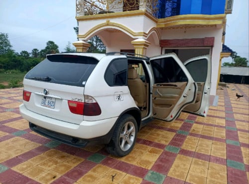 098249619 ម្ចាស់ឡានផ្ទាល់