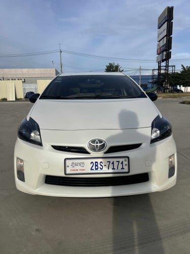 ឡាន​លក់​prius 2010options3