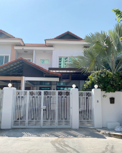 វីឡាទោលសម្រាប់ជួល | Single Villa for Rent