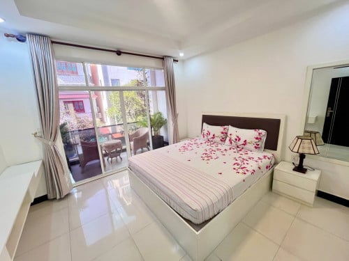 🍀Cozy One Bedroom for Rent At BKK3 Phnom Penh