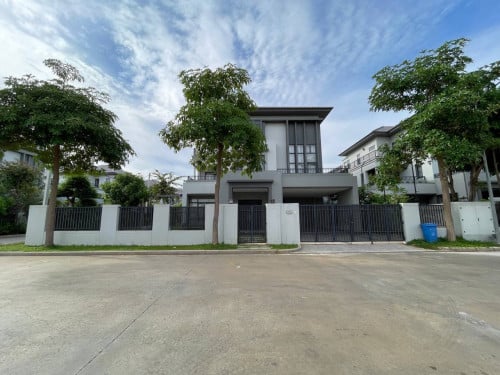 🏡📣 [$4,800] Queen Villa for Rent Borey Chip Mong 598