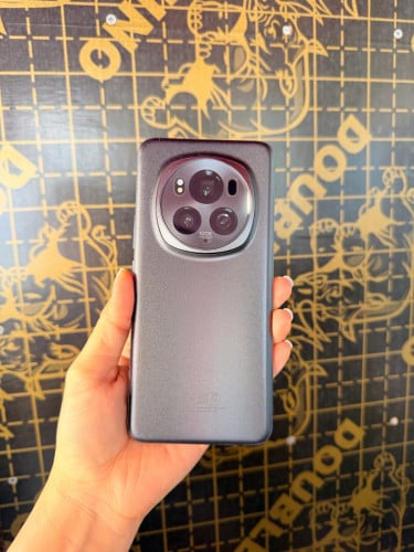 Honor Magic6 (Ram12/ 512G) ក្រុមហ៊ុនស្អាត99%ខ្ចី