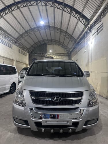 Hyundai starex 2008