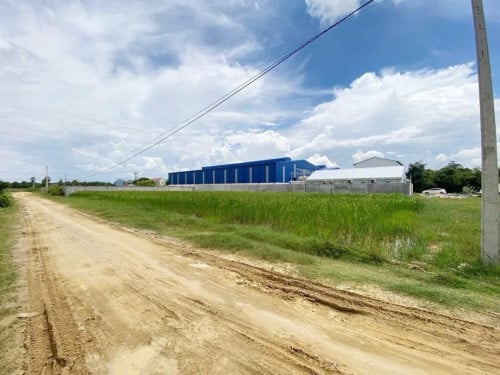 Land for sale  ដីកែងលក់ប្រញ៉ាប់