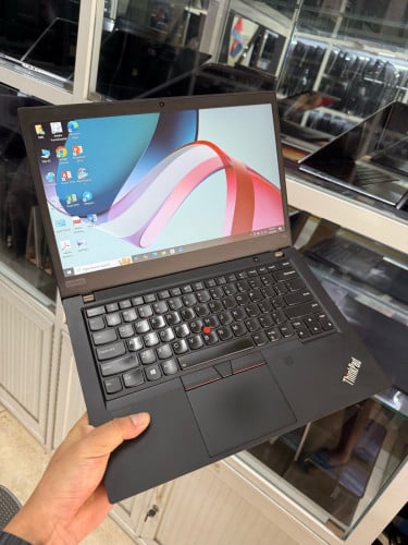 Lenovo thinkpad T14 2021 i7(10th)16/512