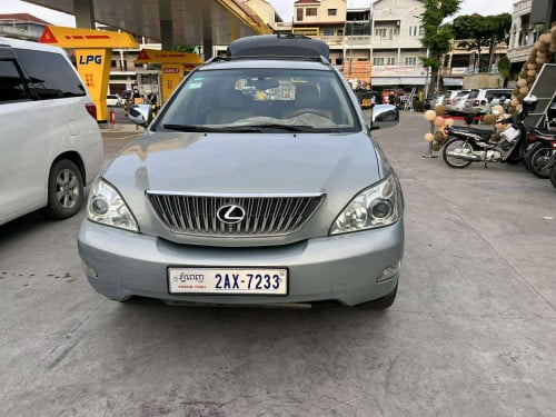 Lexus RX330 2004 ប៉ុង1 half full