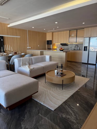 Modern & Spacious Penthouse 5Bedrooms