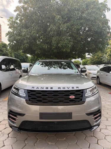 Range Rover Velar 2018 V4 2.0L Plate Number Price 5x,xxx $ ឡាននៅស្អាតTelegram: 0769990999