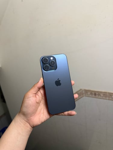 Sell 15pro max 256g Zp Sim1+Esim Scan 98%