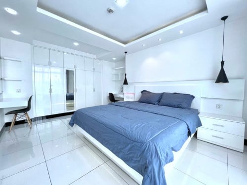 Spacious 1-Bedroom | In BKK3 – Ready to Move In