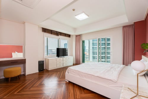 Spacious Condo 4 Bedrooms For Sale in Toul Kork With Fully Furnished