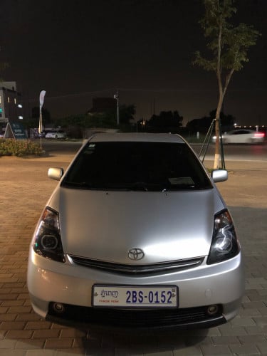 ឡានព្រុសសំរាប់ជួលជាខែឬថ្ងៃទាំងតៃកុង