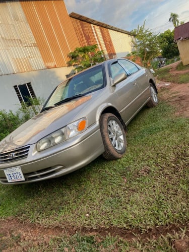 ឡានលក់ម្ចាស់ដើមផ្ទាល់បងៗ