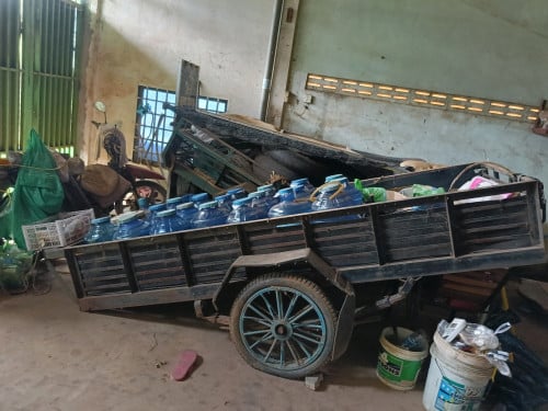 រឺម៉ក ដឹកទឹក