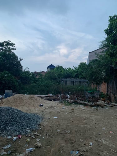 ដីសម្រាប់លក់