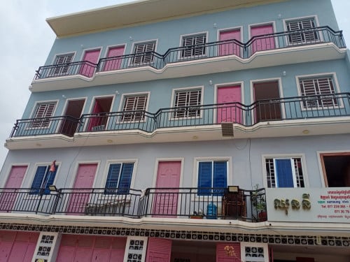 បន្ទប់ជួលស្អាតធំទូលាយ