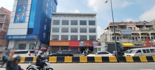 ផ្ទះអាជីវកម្ម សំរាប់ជួល នៅលើផ្លូវសហព័ន្ធរុស្សុី