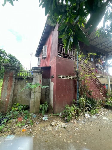 ដីផ្ទះលក់