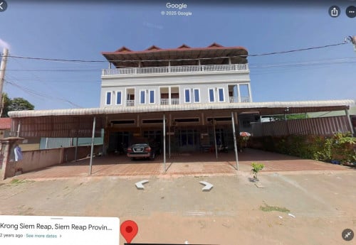 ផ្ទះលក់កណ្តាលក្រុងសៀមរាប ខាងលិចផ្សារដើមក្រឡាញ់ 150,000$