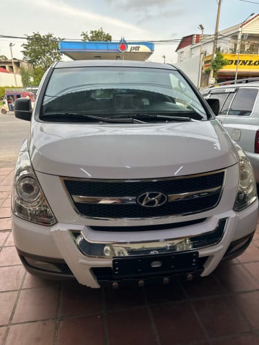 ក្រដាសពន្ធ2010HVX ថ្មី 15700$ត