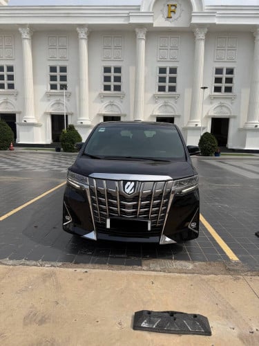 ឆ្វេងសុីនកៅអីធំ 2018 V6 Full option