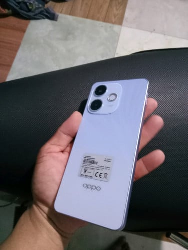 នៅថ្មីថ្99.99%ចង់លក់វិញ