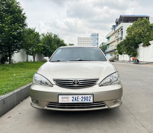 មកដល់ថ្មី Camry 04 LE ABS