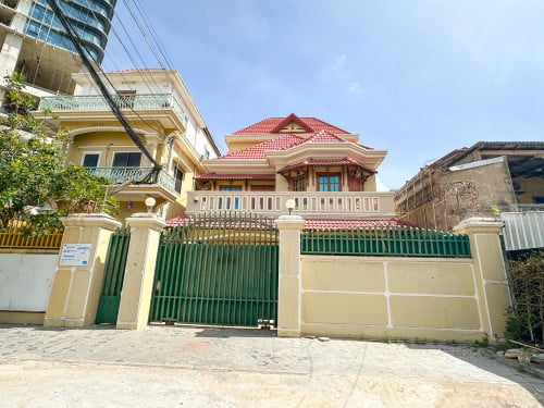 🏡ផ្ទះវីឡា សម្រាប់ជួល!!