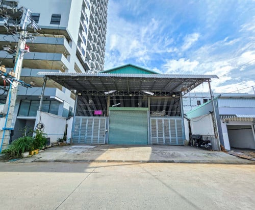 🏡ផ្ទះ&ឃ្លាំង សម្រាប់ជួល!!