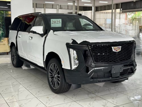 Brand New Cadillac Escalade ESV Sport Platinum Full Option 2025 តម្លៃនិយាយគ្នាបាន 保證特價