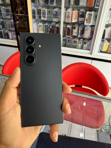 Galaxy Z fold7 512G ក្រុមហ៊ុន