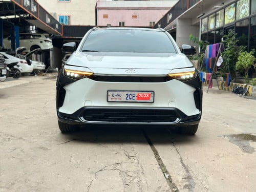Toyota BZ4X 2023 លក់
