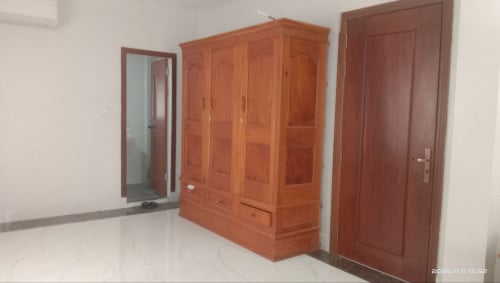 Villa for Rent in Tuek Thla