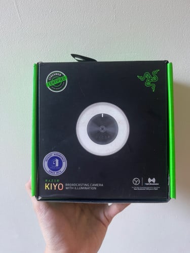 Webcam Razer Kiyo broadcasting camera with illumination