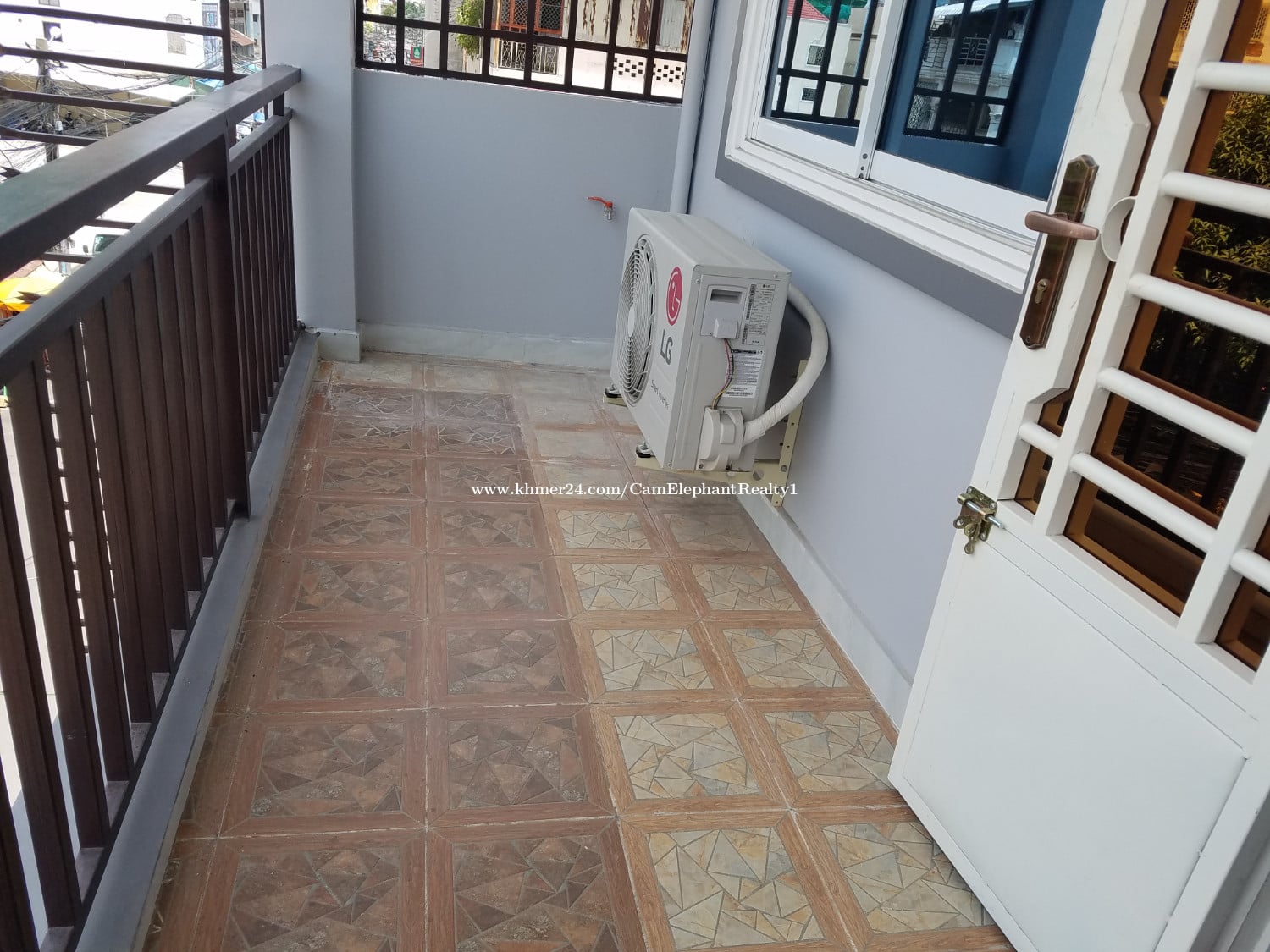 Western 1Bedroom Apartment near AIS school Chinese Embassy
