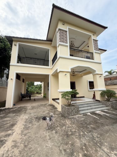 វីឡានិងដីលក់បន្ទាន់