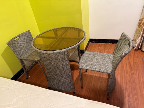 ឈុតកៅអីតុផ្តៅ១តឹក