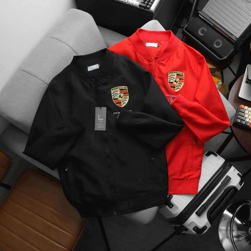 វិចិត្រ យ៉ាយ៉ាលក់សម្លៀកបំពាក់គ្រប់វ័យ