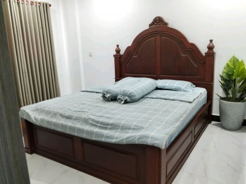 គ្រែ គេង ខ្នាត 2×1.8 M. ប្រភេទឈើ បេង